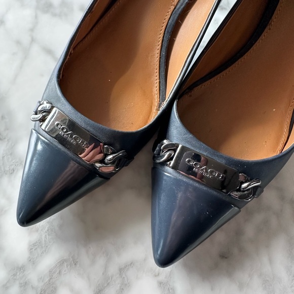 Navy Coach Bowery Pointed Heel, pump size 8.5 - Picture 8 of 10
